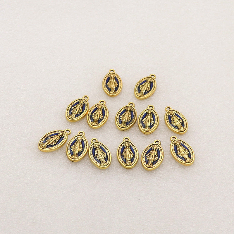 Vintage Oval Mary Pendant Necklace – product view 2