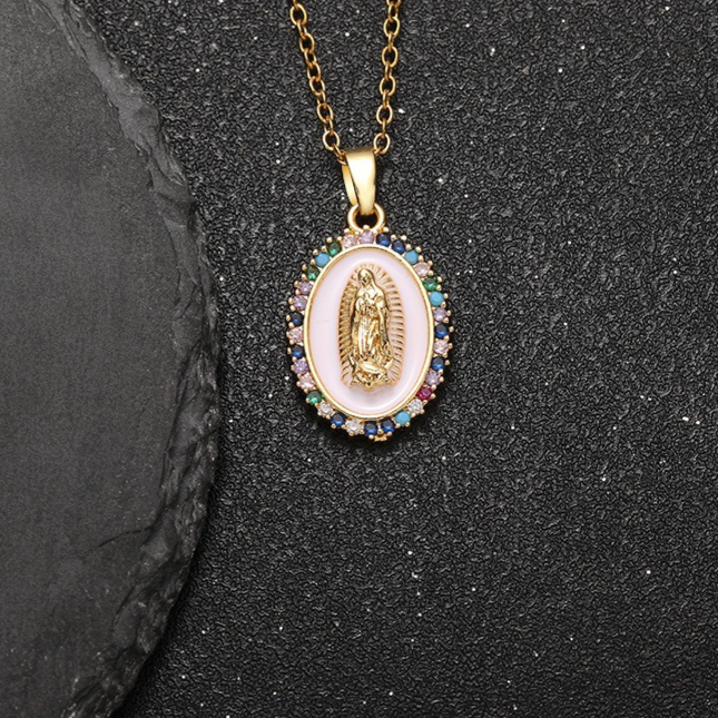 Colored Crystal Pendant – product view 3