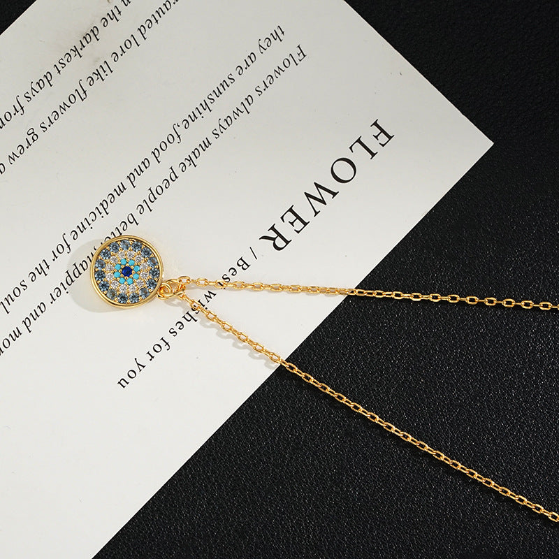 Round Crystal Pendant Necklace – product view 5