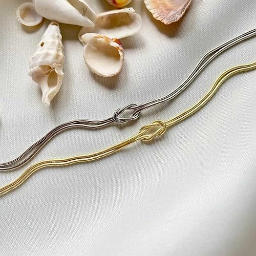 Round Snake Bone Bracelet – product view 2