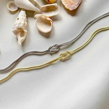 Round Snake Bone Bracelet – product view 2