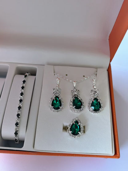 Crystal-Accent Jewelry Set – product view 9