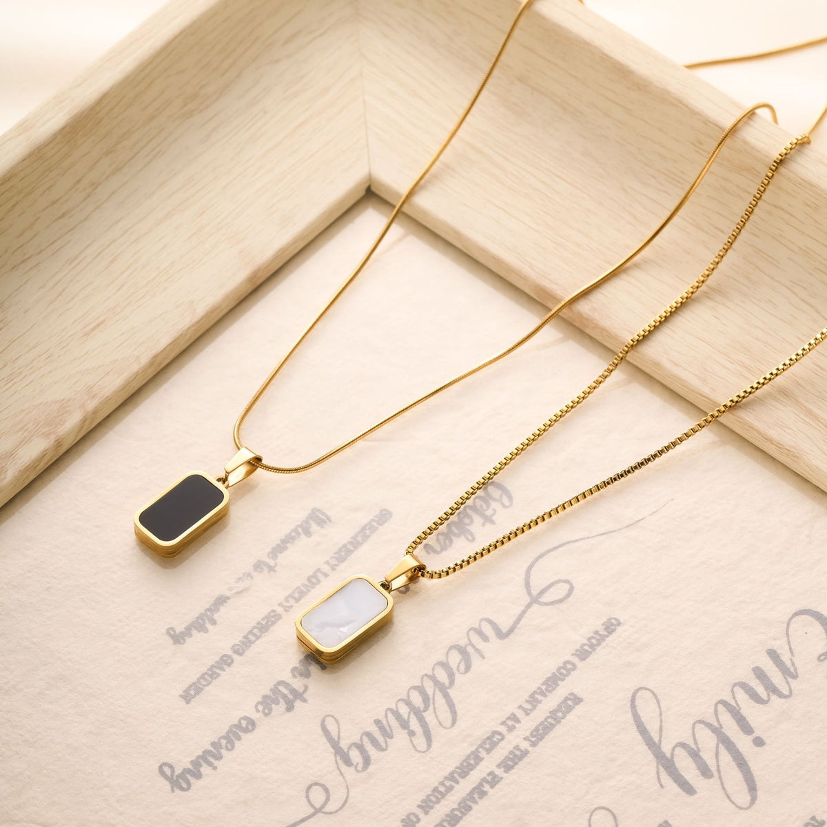 Double-sided Square Titanium Steel Necklace – product view 4