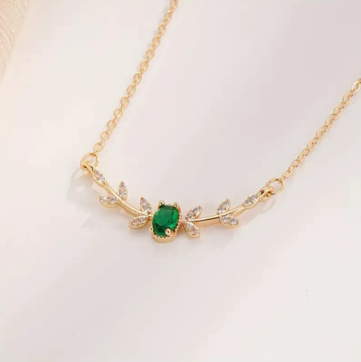 Geometric Molecule Pendant Necklace – product view 2