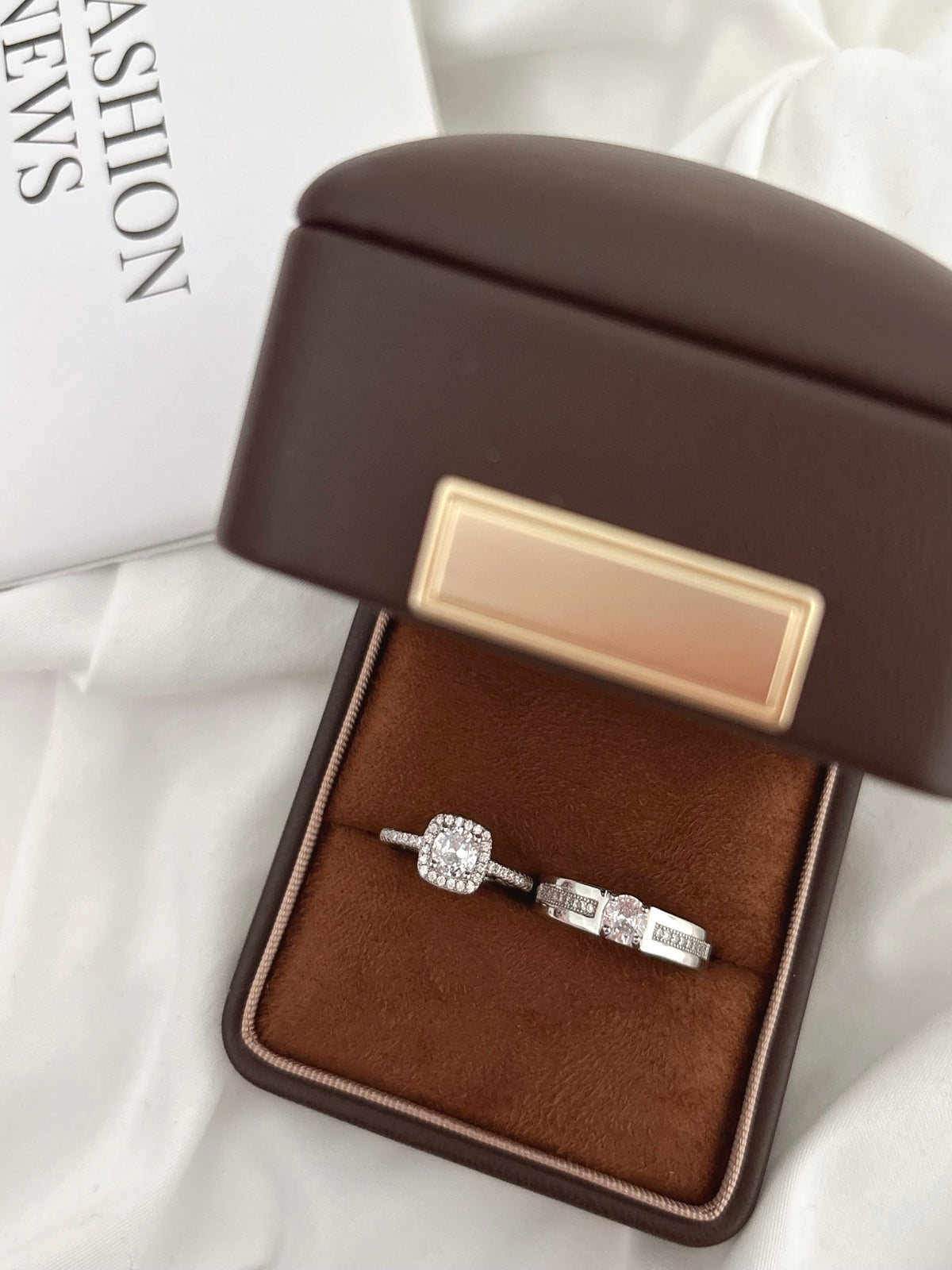 Crystal-Style Ceremony Ring – product view 5