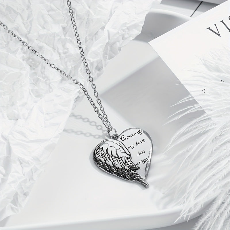 Angel Wings Heart-shaped Necklace – product view 2