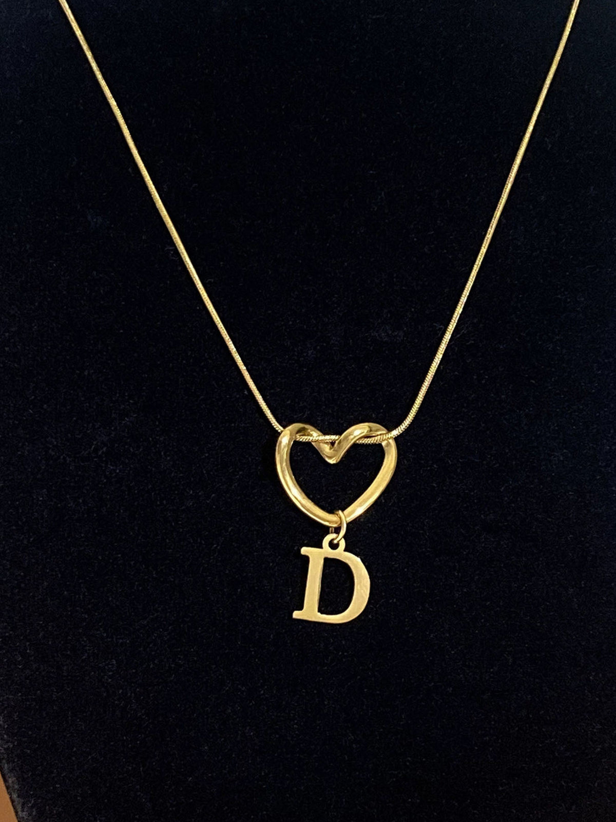 Alphabet Heart Pendant Necklace – product view 9