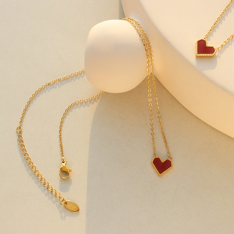 Love Heart Collar Necklace – product view 3