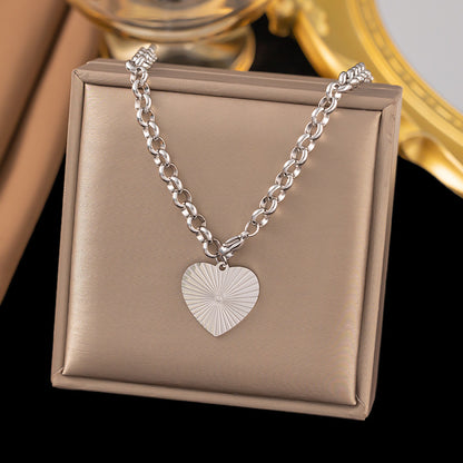 Women's Titanium Steel Heart Necklace – product view 33