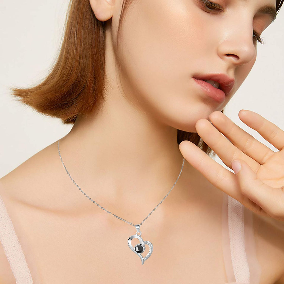 Heart Projection Necklace with Multilingual Message – product view 2
