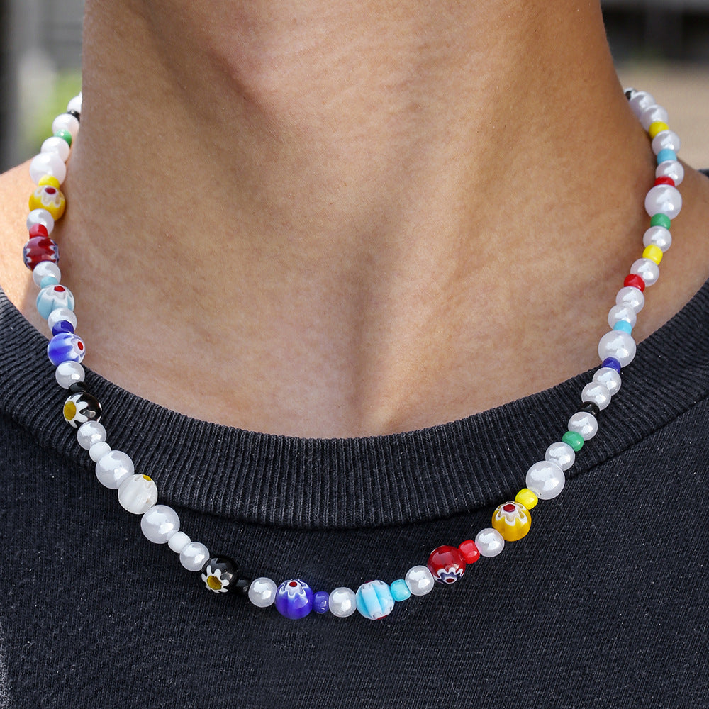 Geometric Glass Bead Necklace – product view 1