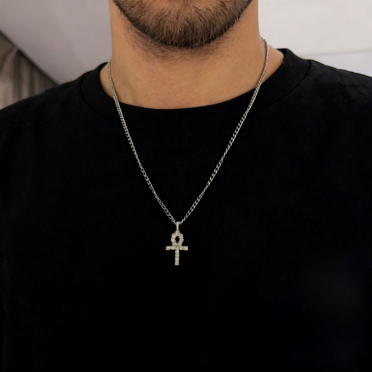 Cross-shaped Key Necklace – product view 1