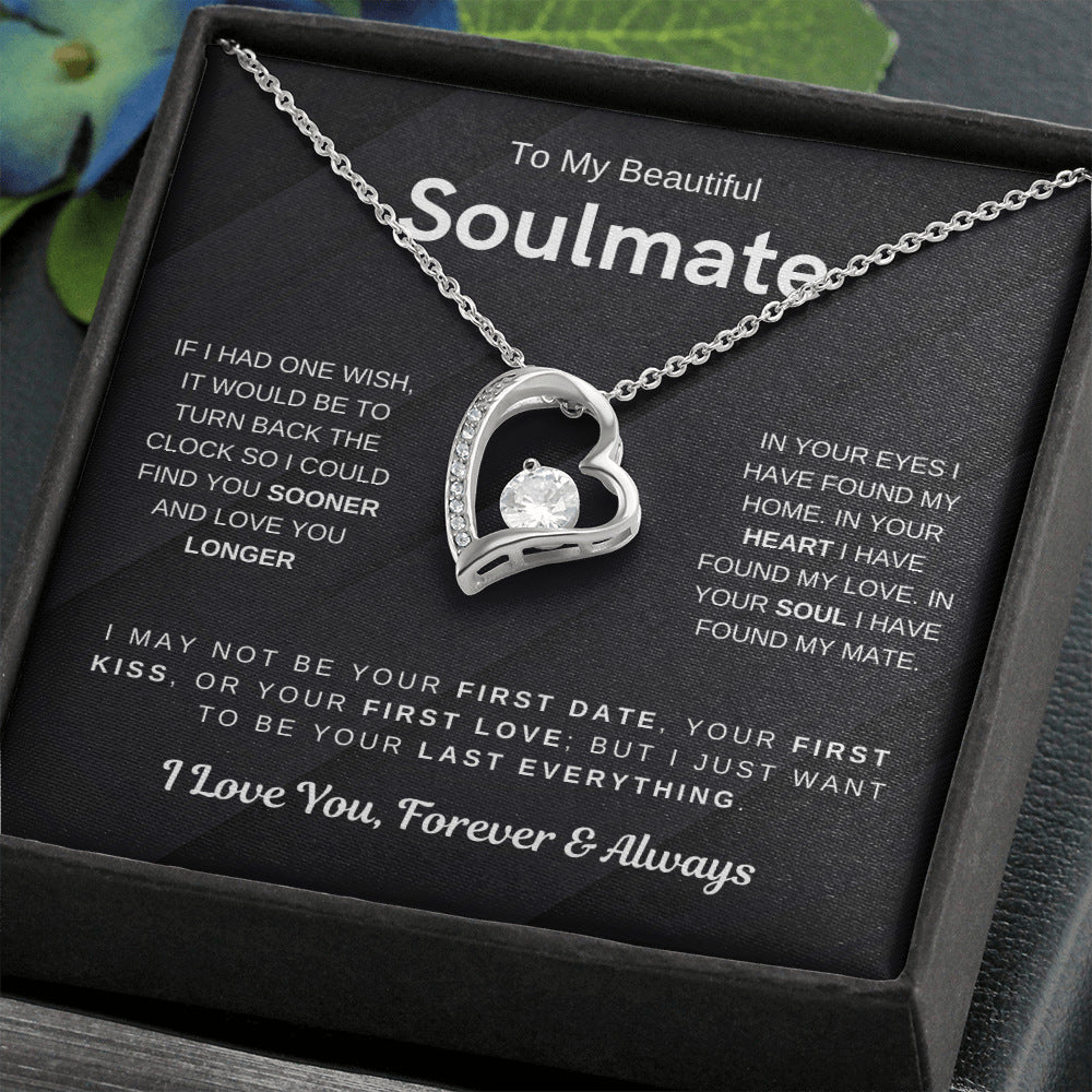 Crystal Pendant Necklace – product view 1