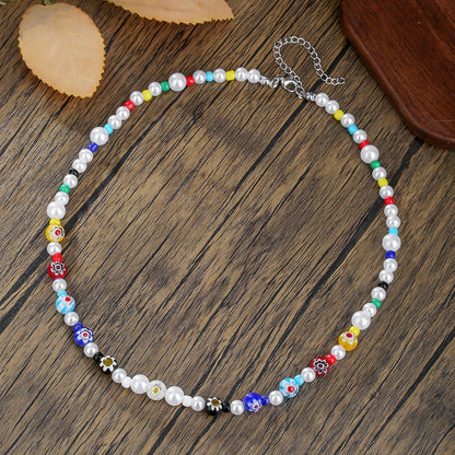 Geometric Glass Bead Necklace – product view 3