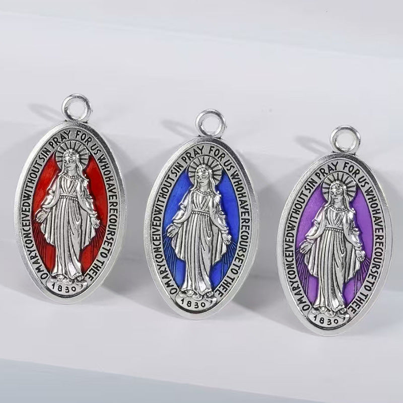 Vintage Oval Mary Pendant Necklace – product view 4
