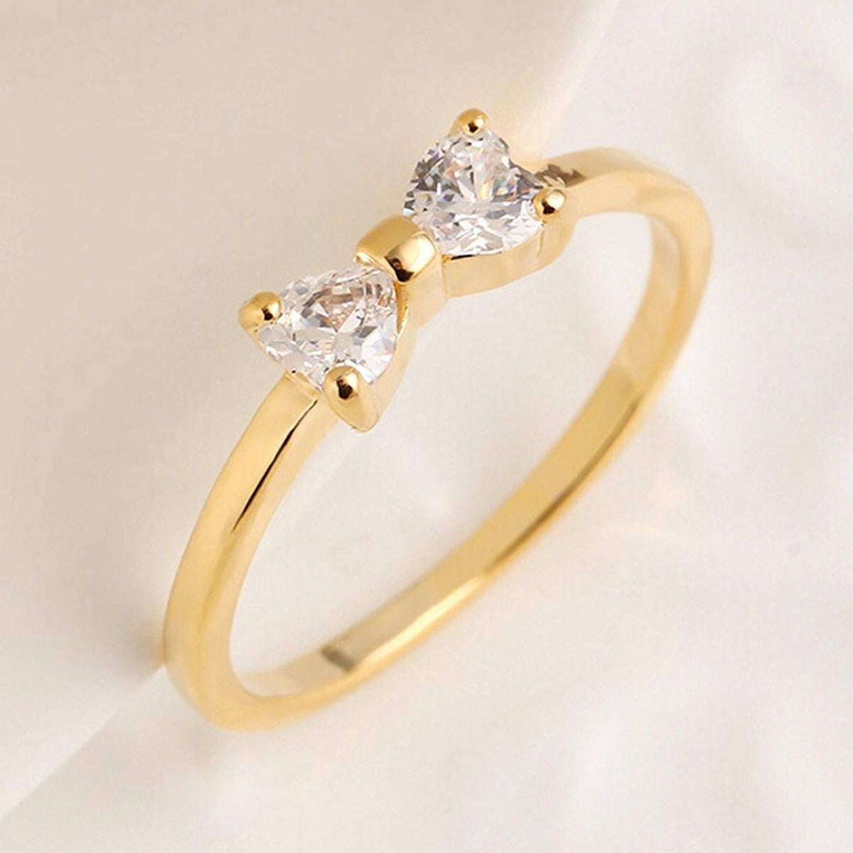 Women's Crystal Heart Ring – product view 4