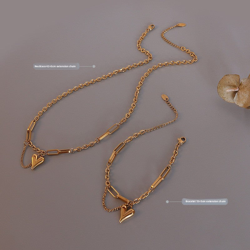 Heart Shape Titanium Steel Necklace – product view 2