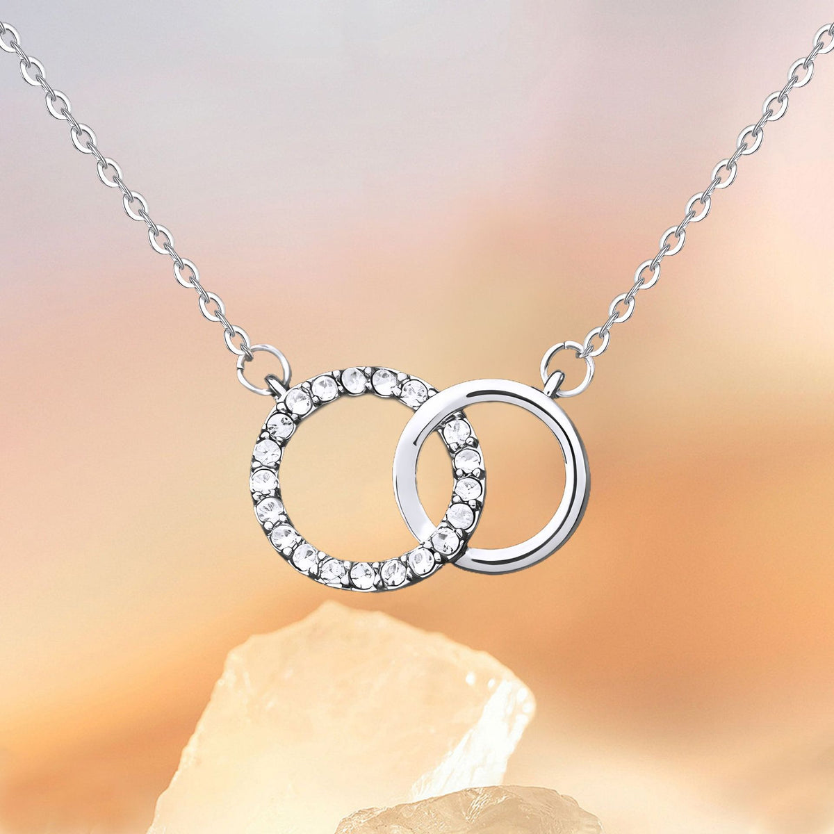 Double Ring Interlocking Pendant Necklace – product view 5