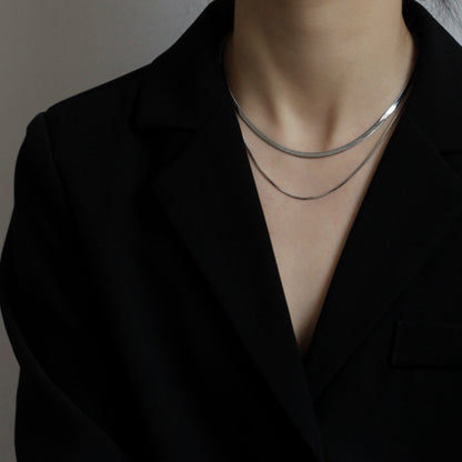 Double Layer Geometric Pendant Necklace – product view 2