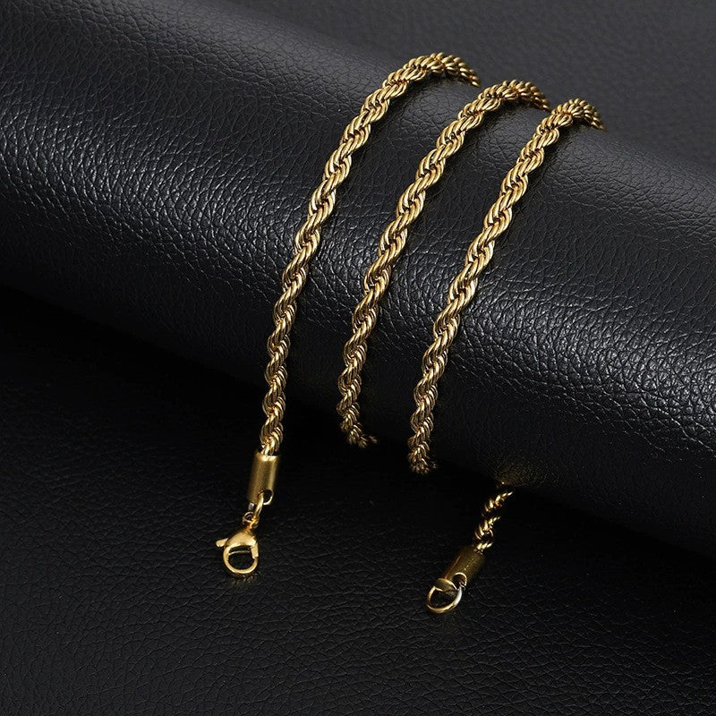 Twist Chain Necklace – product view 4