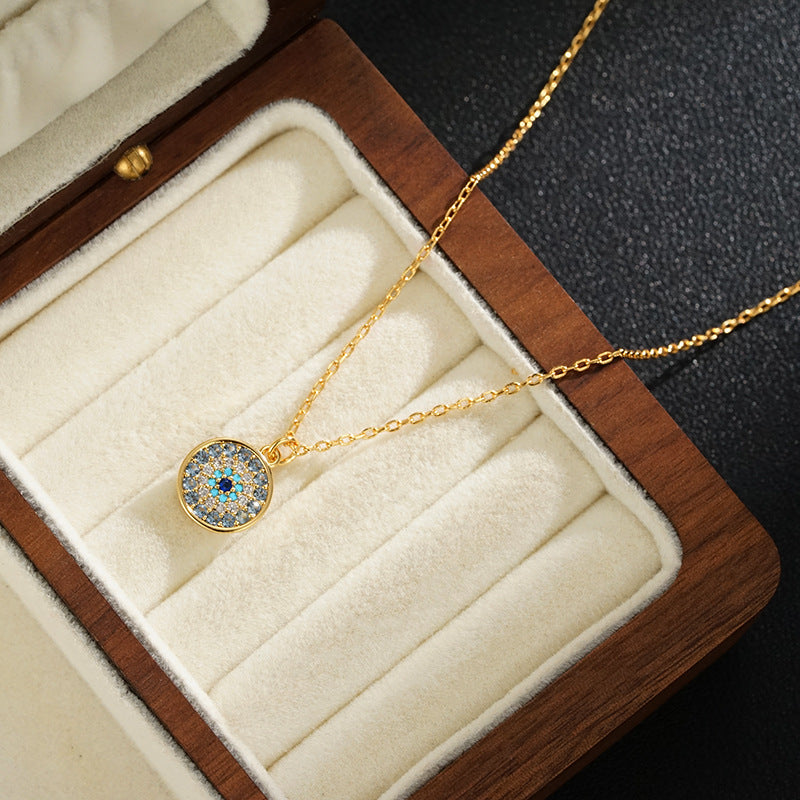 Round Crystal Pendant Necklace – product view 2