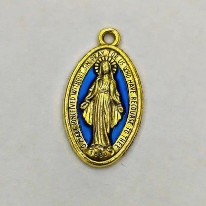 Vintage Oval Mary Pendant Necklace – product view 12