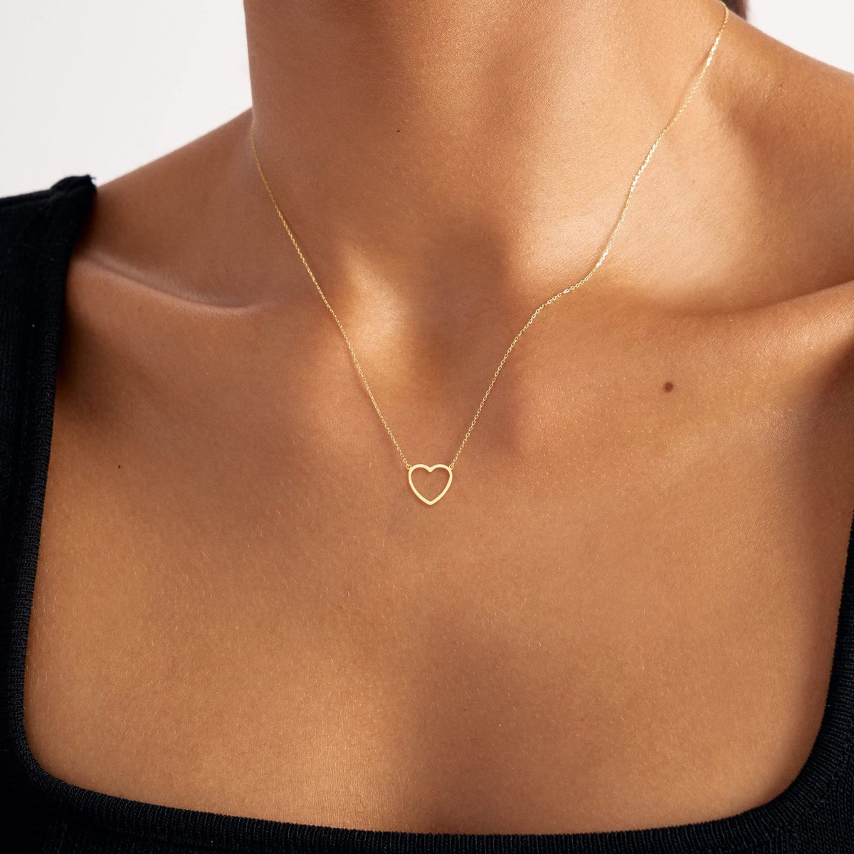 Stainless Steel Heart Pendant Necklace – product view 3
