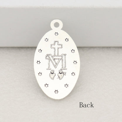 Vintage Oval Mary Pendant Necklace – product view 3