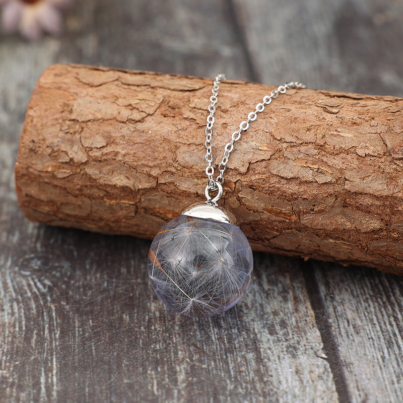 Resin Pendant Necklace – product view 6