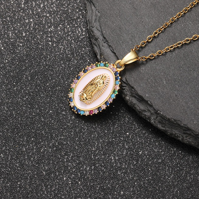 Colored Crystal Pendant – product view 2