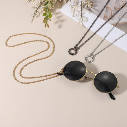 Hinged-ring Pendant Necklace – product view 2