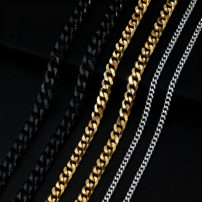 Classic Chain Necklace – product view 2