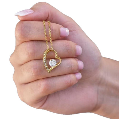 Hollowed-out Heart-shaped Necklace – product view 5