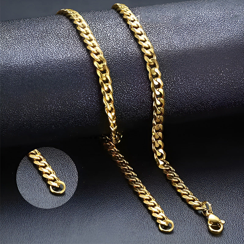 Classic Chain Necklace – product view 41