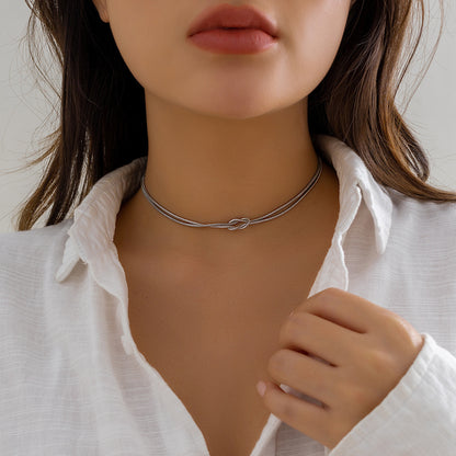 Round Snake Bone Bracelet – product view 3