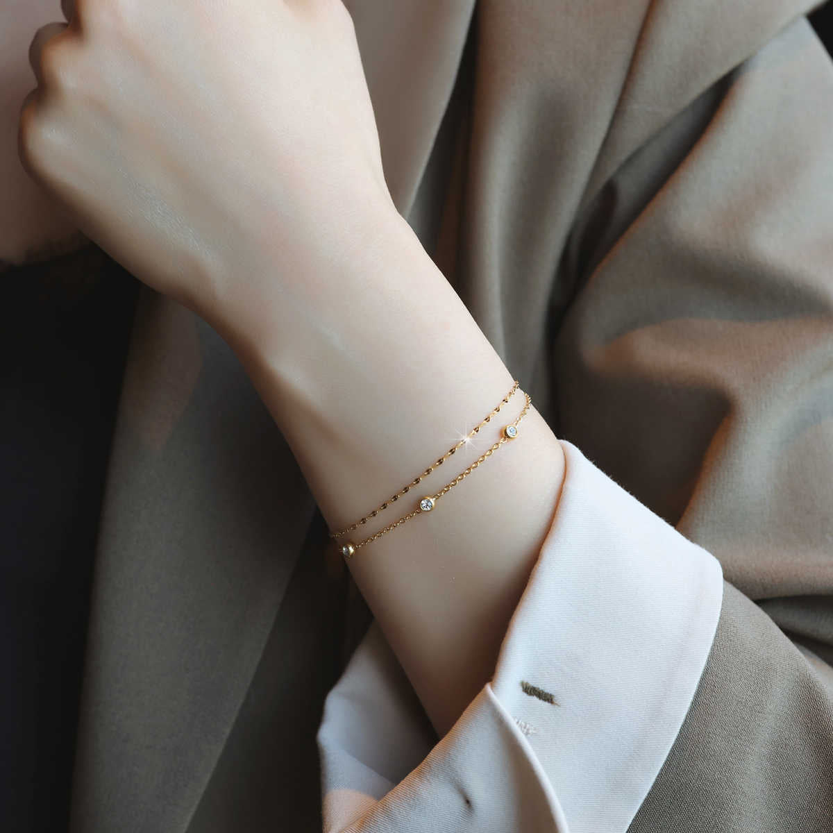 Double Flash Crystal Titanium Steel Bracelet – product view 5