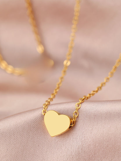 Minimalist Heart-shaped Pendant Necklace – product view 6