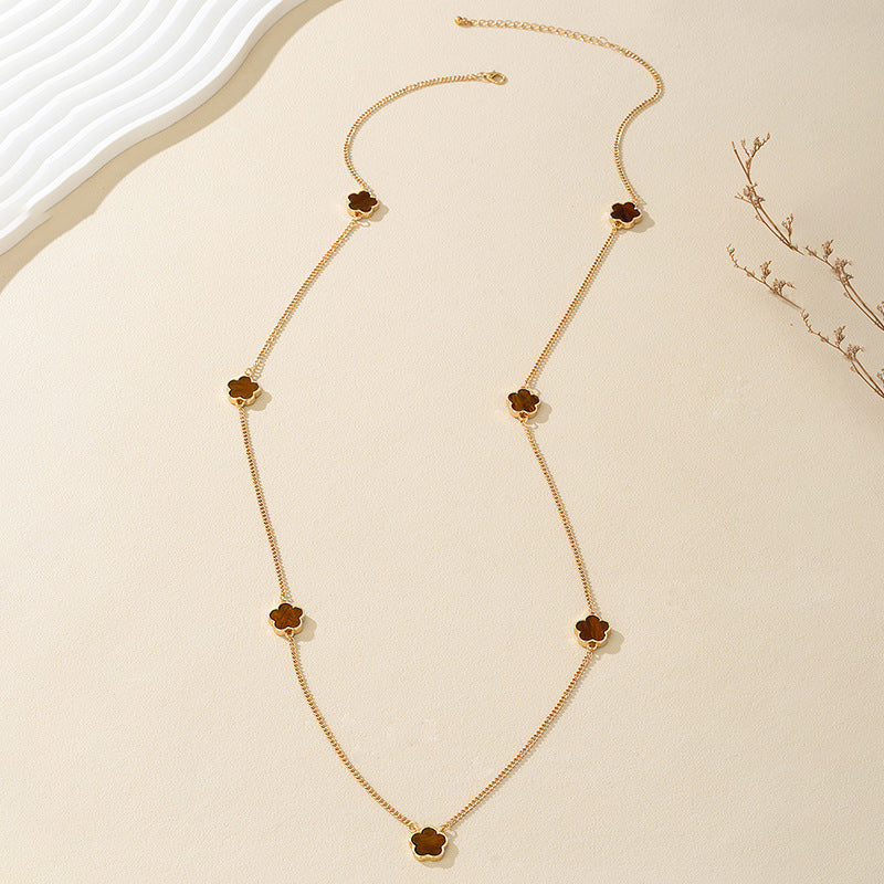 Women's Long Pendant Necklace – product view 3