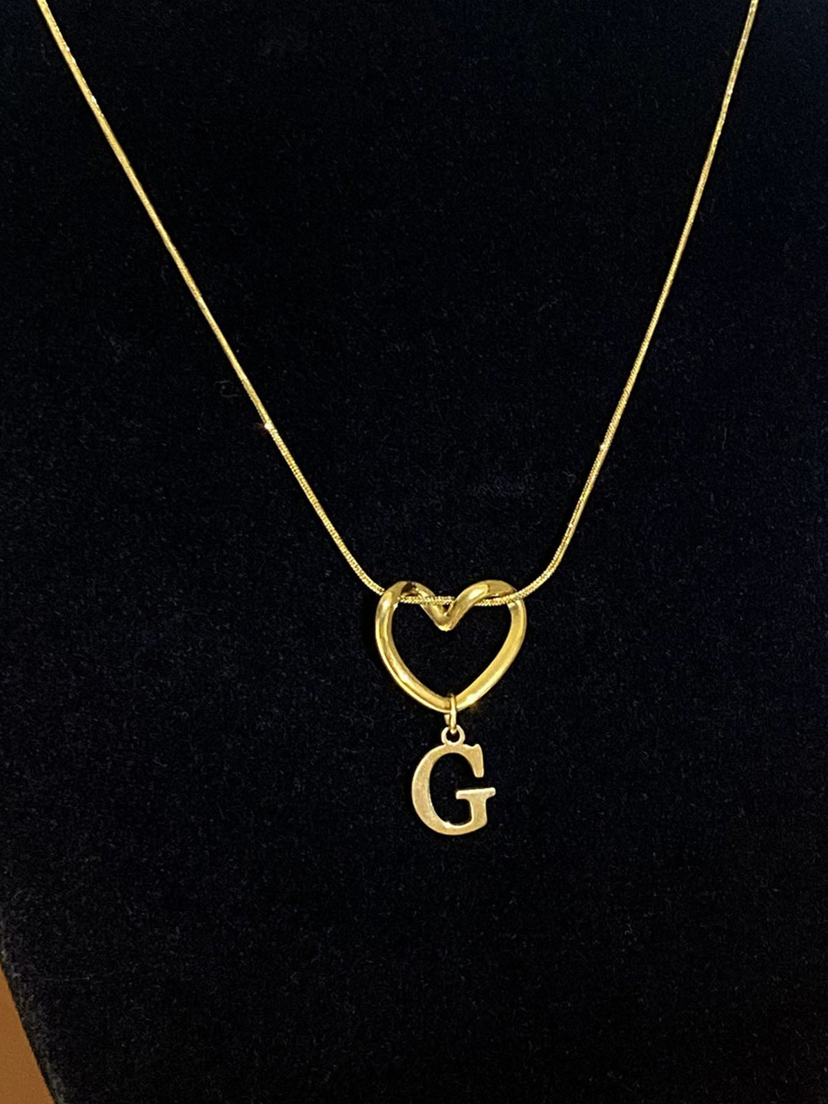 Alphabet Heart Pendant Necklace – product view 12