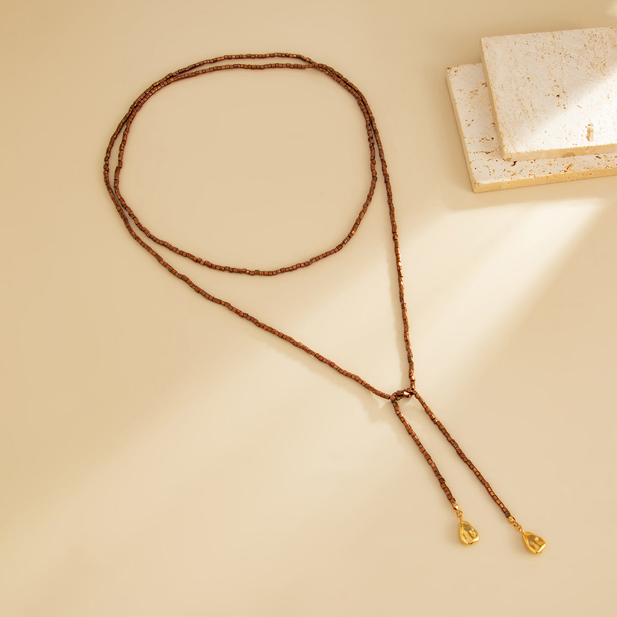 Imitation Pearl Tassel Necklace – product view 3