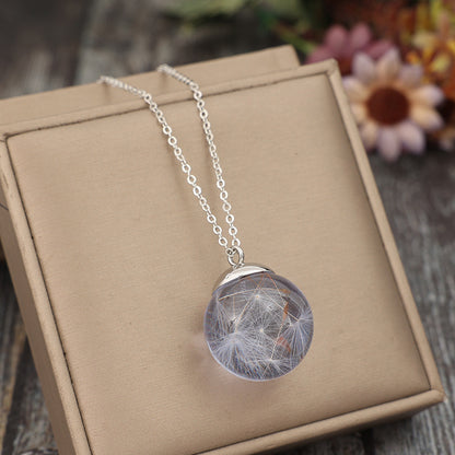 Resin Pendant Necklace – product view 1