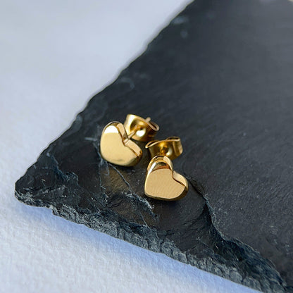 Minimalist Titanium Steel Heart Necklace – product view 8